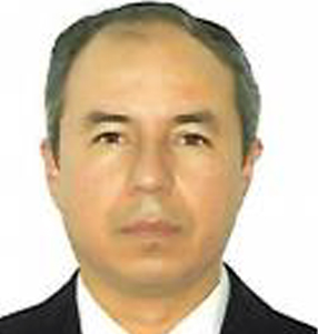 Dr. Edgar Vera Cárdenas